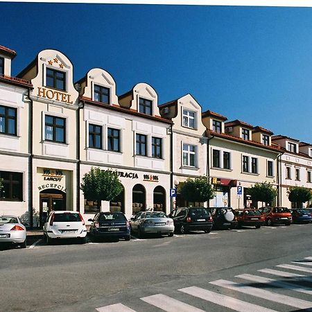 Hotel Vis A Vis Łańcut Dış mekan fotoğraf